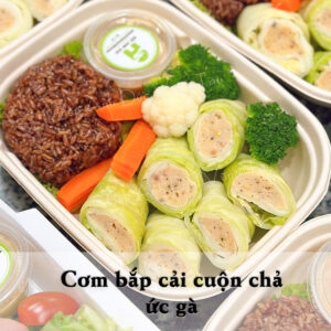 Cơm bắp cải cuộn chả ức gà1