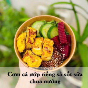 Cơm cá ướp riềng sả sốt sữa chua nướng