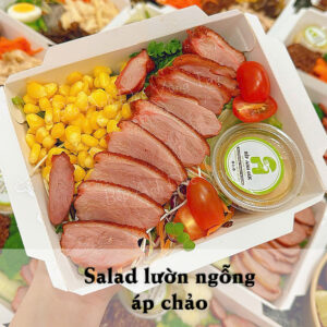 Salad lườn ngỗng áp chảo